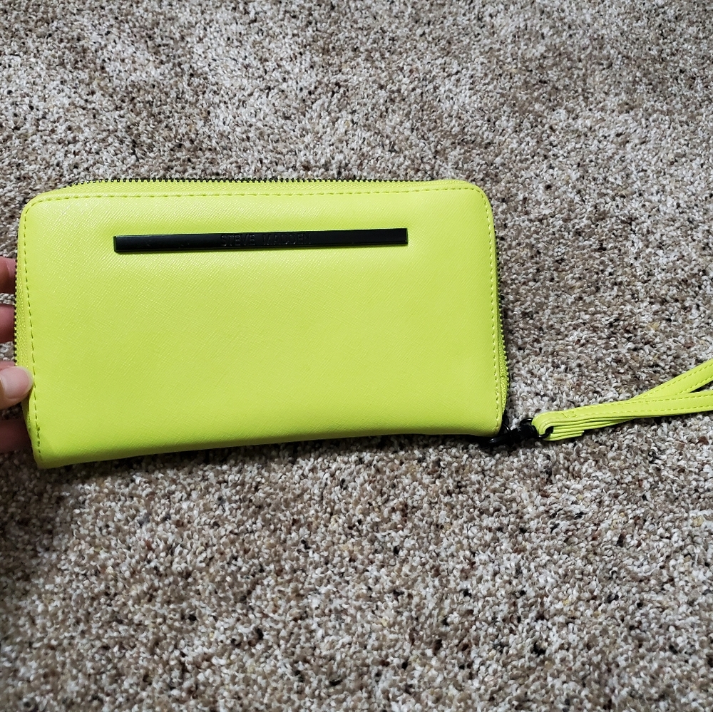 Steve Madden wallet